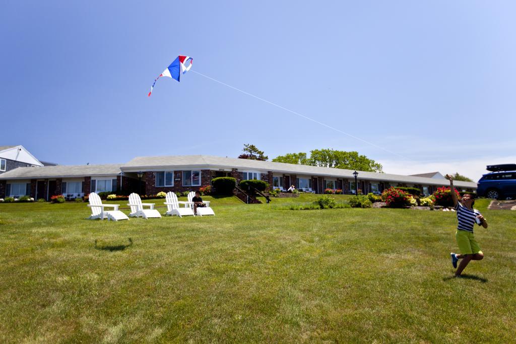 The Seaglass Inn & Spa Провинстаун Экстерьер фото
